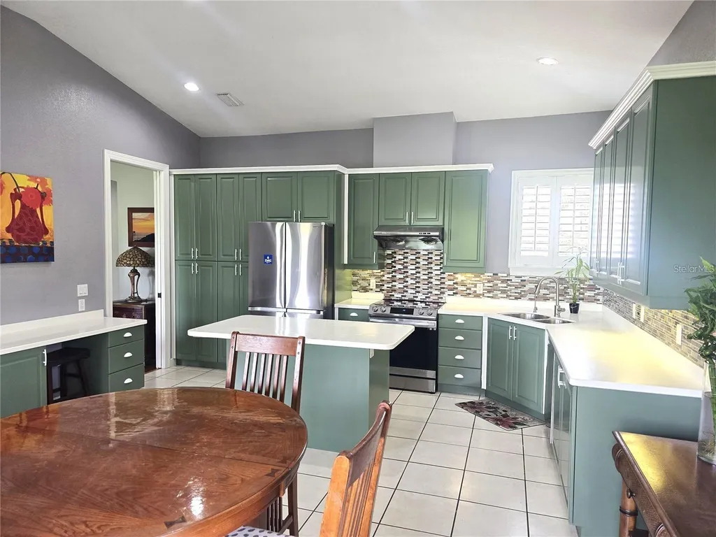 5429 46th Court W Bradenton FL 34210