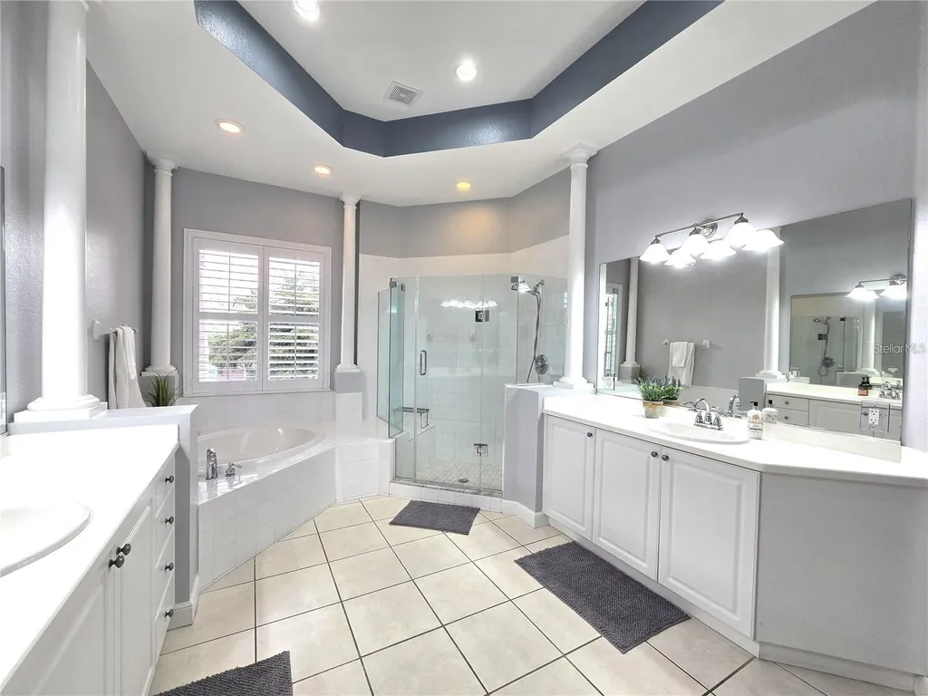 5429 46th Court W Bradenton FL 34210