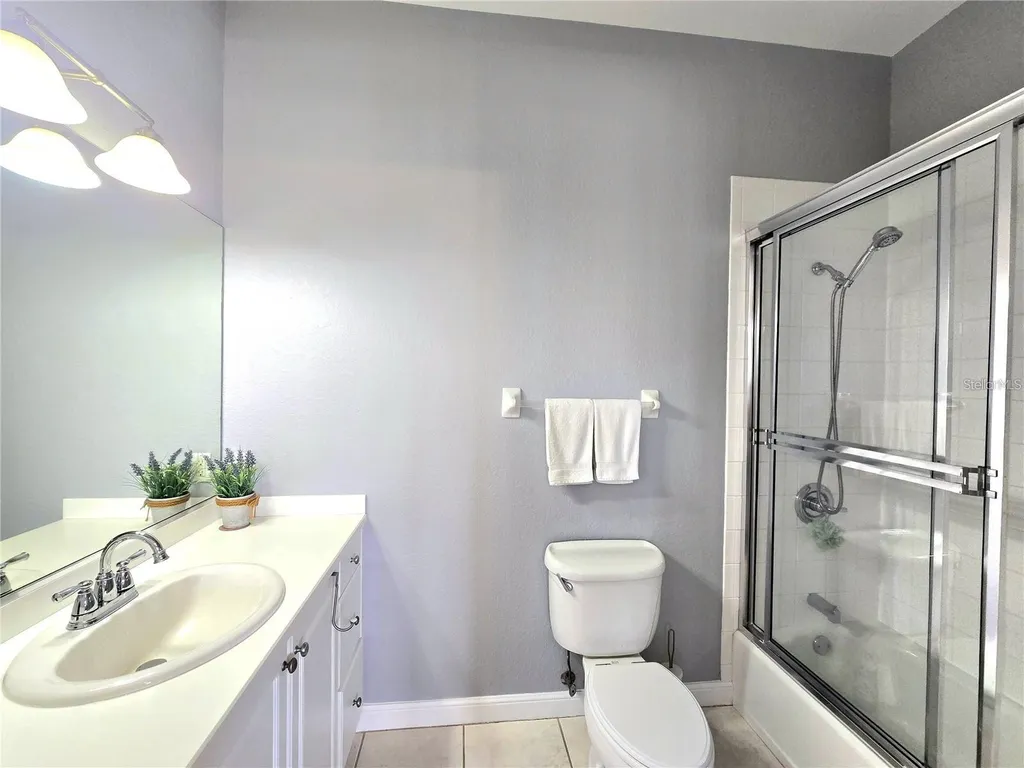 5429 46th Court W Bradenton FL 34210