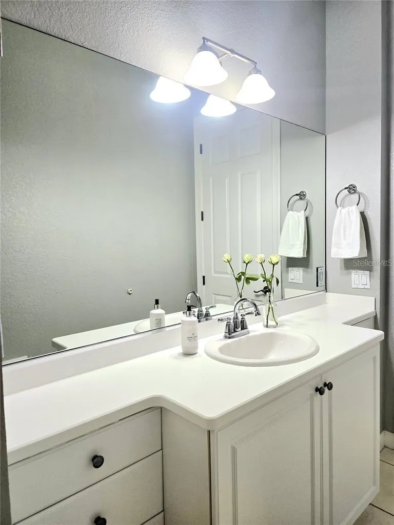 5429 46th Court W Bradenton FL 34210