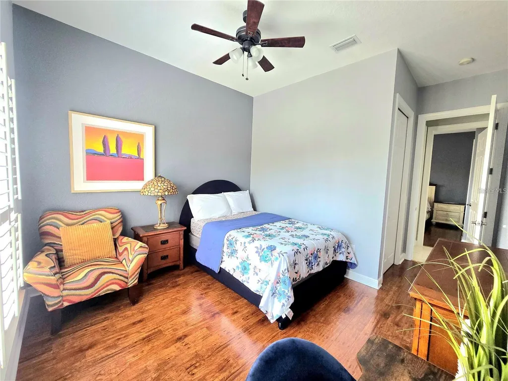 5429 46th Court W Bradenton FL 34210