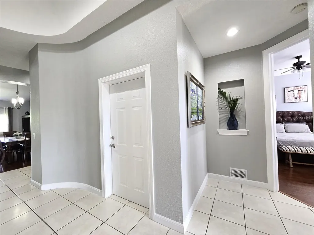 5429 46th Court W Bradenton FL 34210