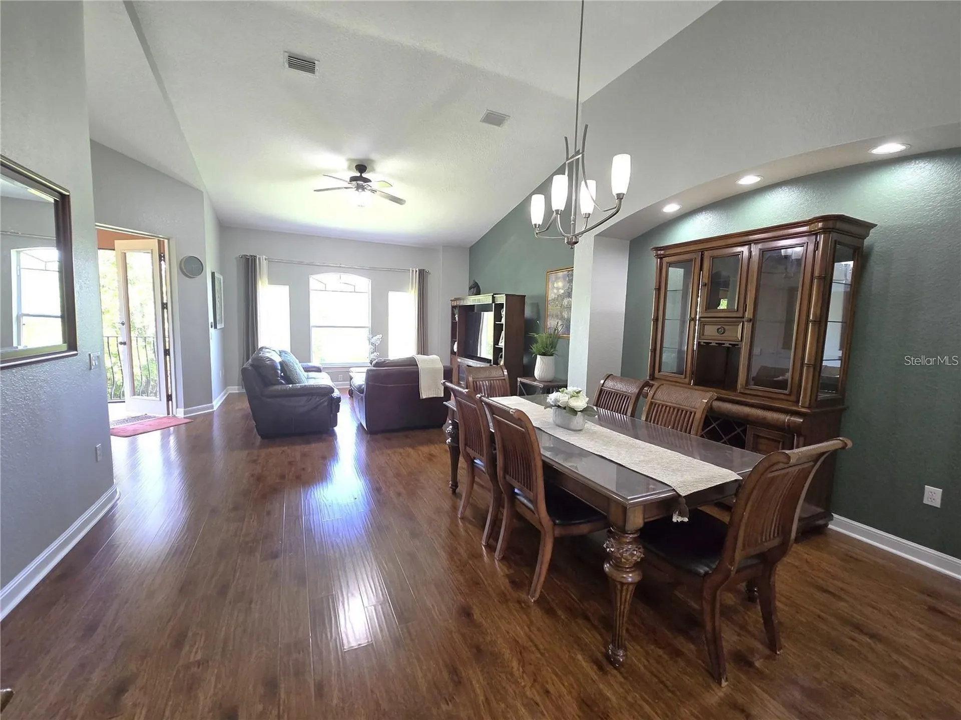 5429 46th Court W Bradenton FL 34210