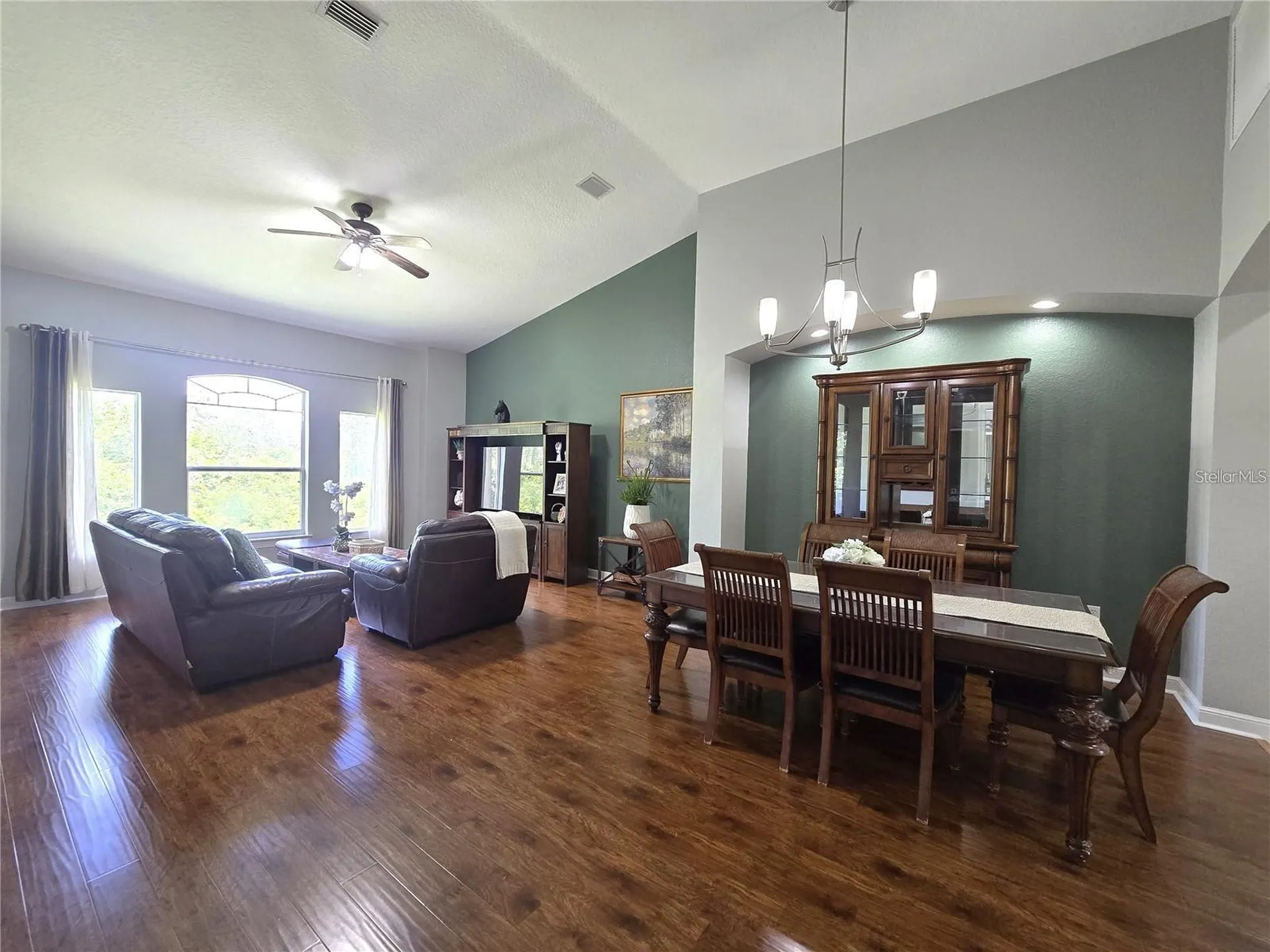 5429 46th Court W Bradenton FL 34210