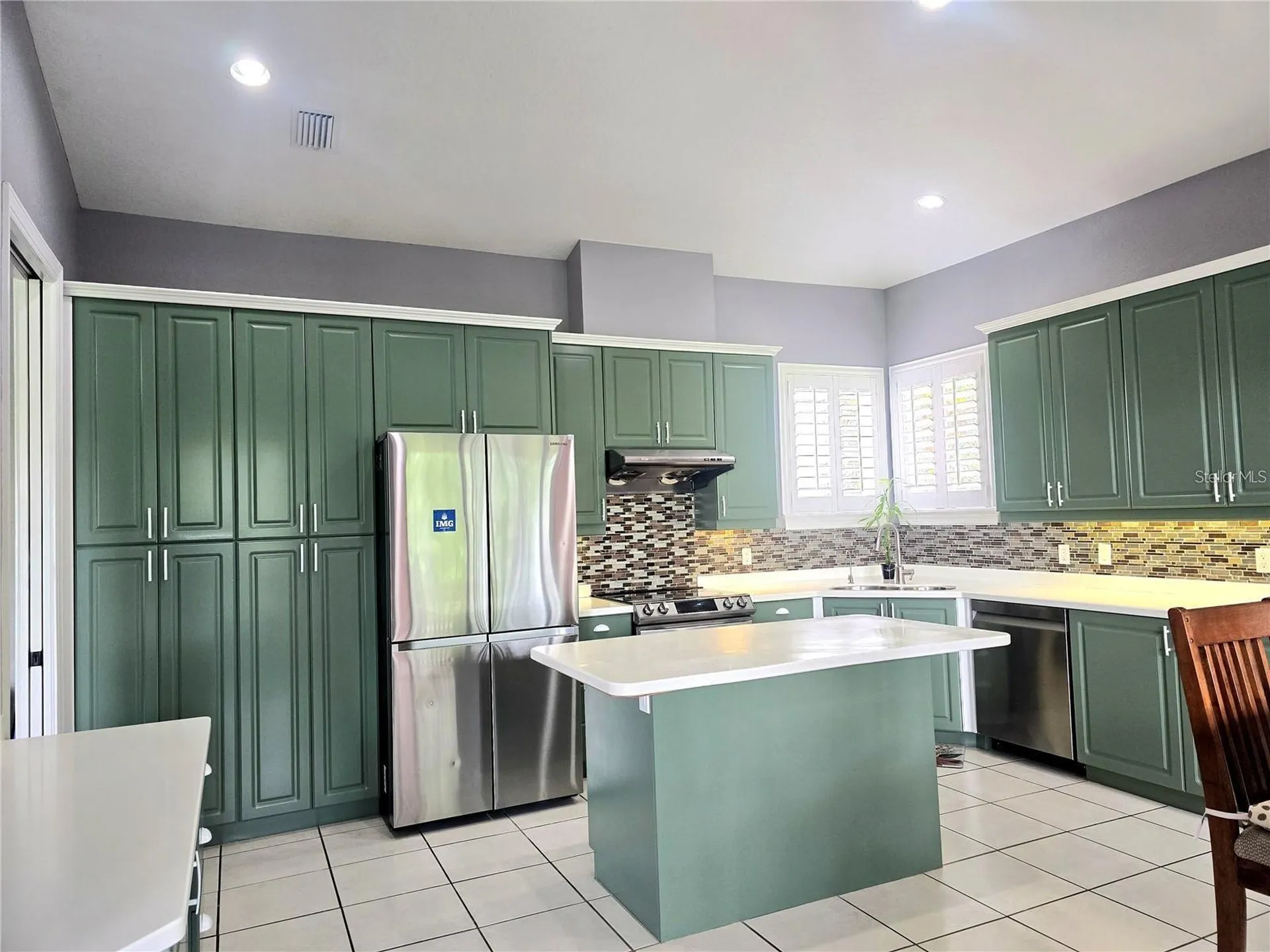 5429 46th Court W Bradenton FL 34210