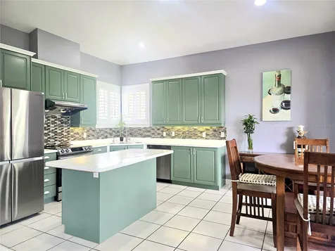 5429 46th Court W Bradenton FL 34210