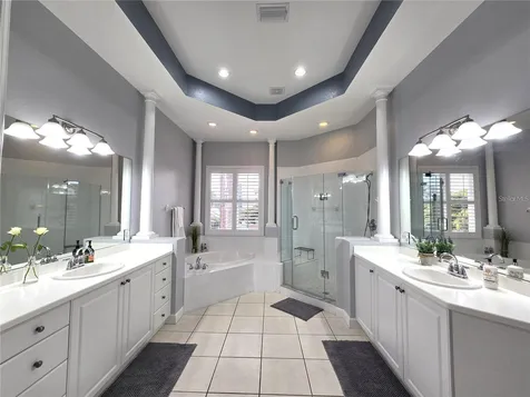 5429 46th Court W Bradenton FL 34210