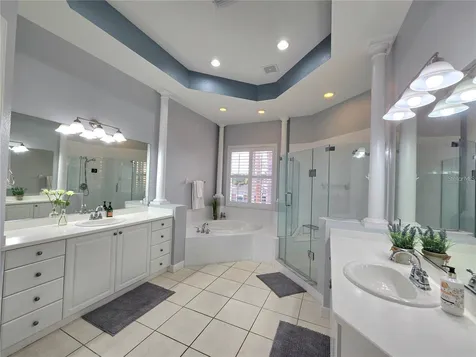 5429 46th Court W Bradenton FL 34210