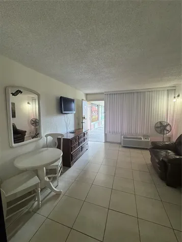 43420 Highway 27 Davenport FL 33837