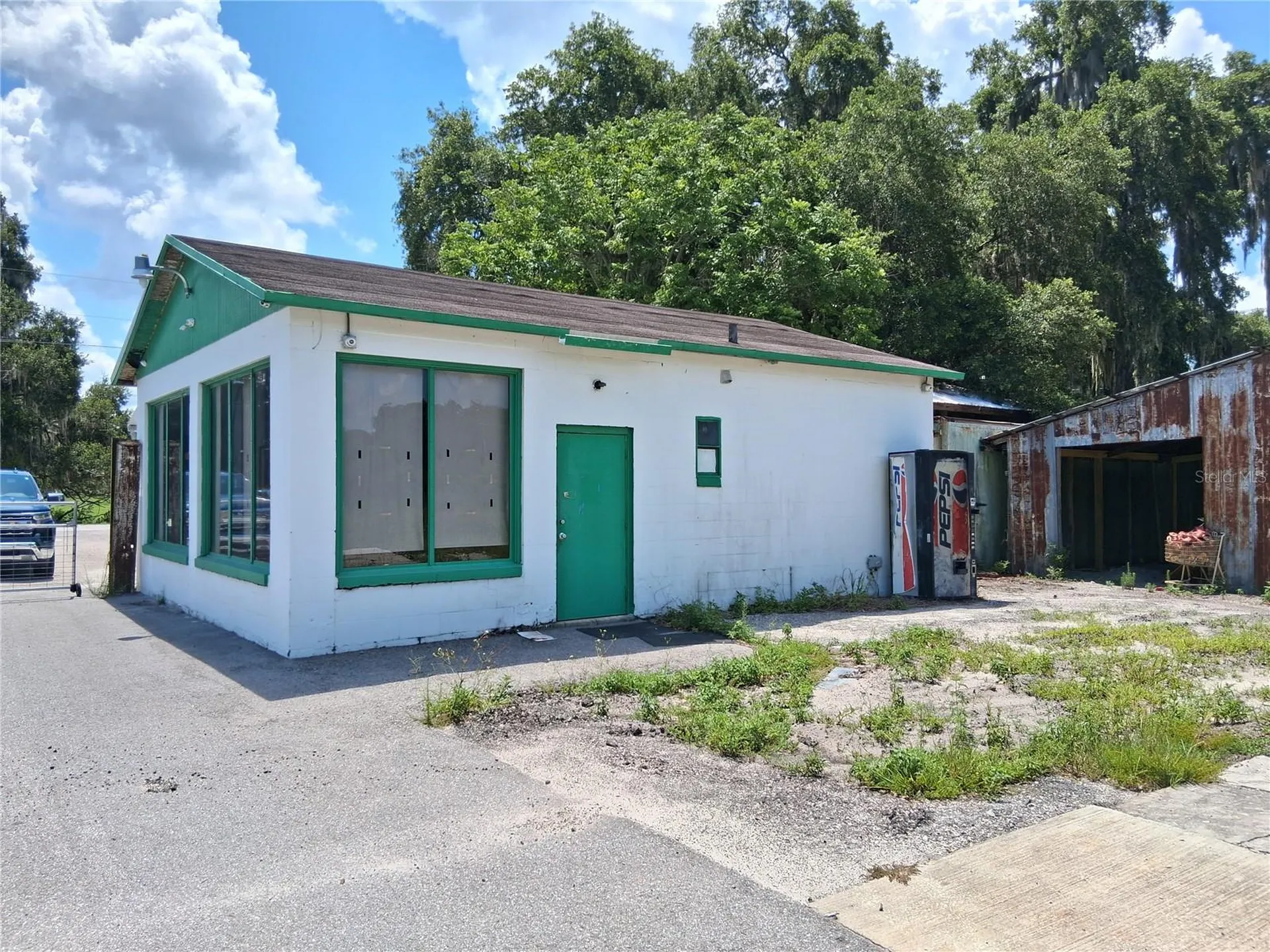 11470 Cr 727 Webster FL 33597