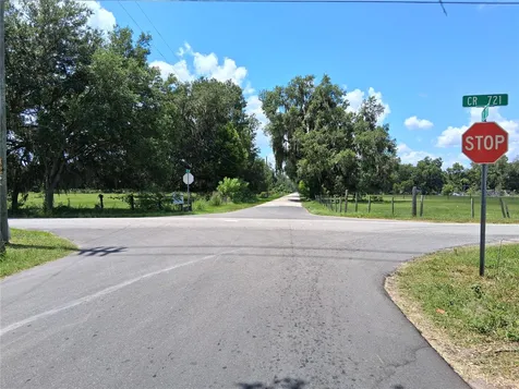 11470 Cr 727 Webster FL 33597