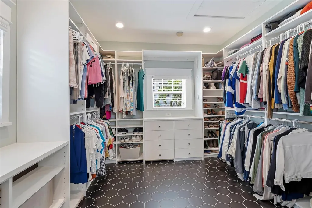 1706 W Jetton Avenue Tampa FL 33606