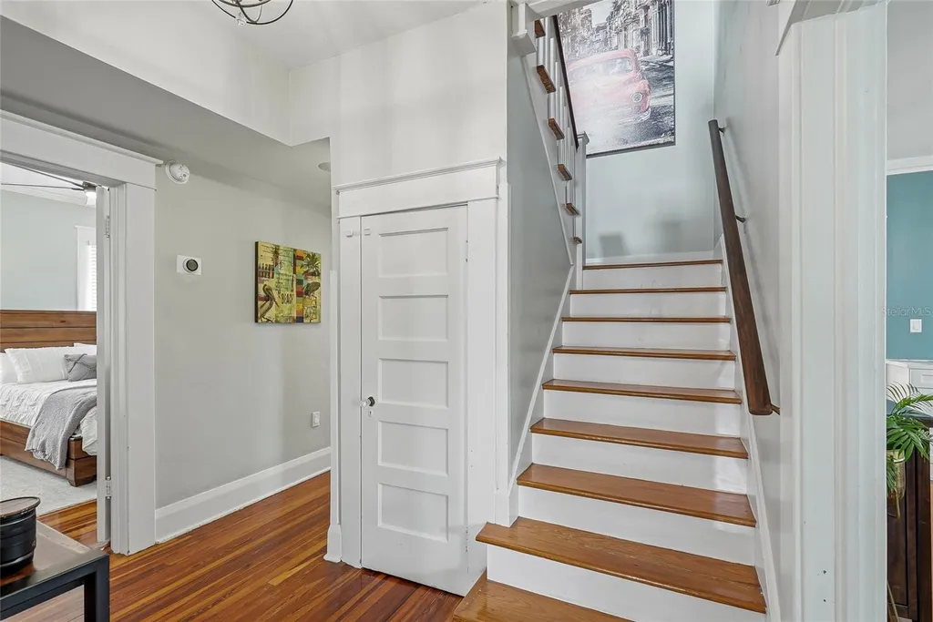 1706 W Jetton Avenue Tampa FL 33606