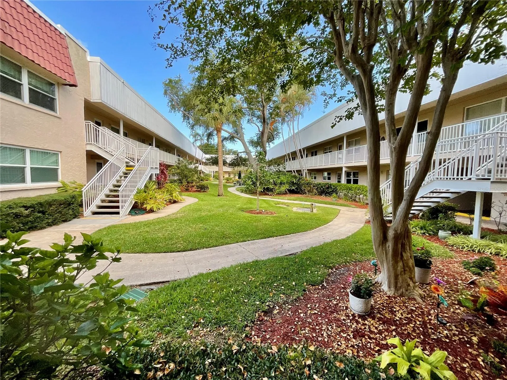 10034 64th Avenue N St Petersburg FL 33708