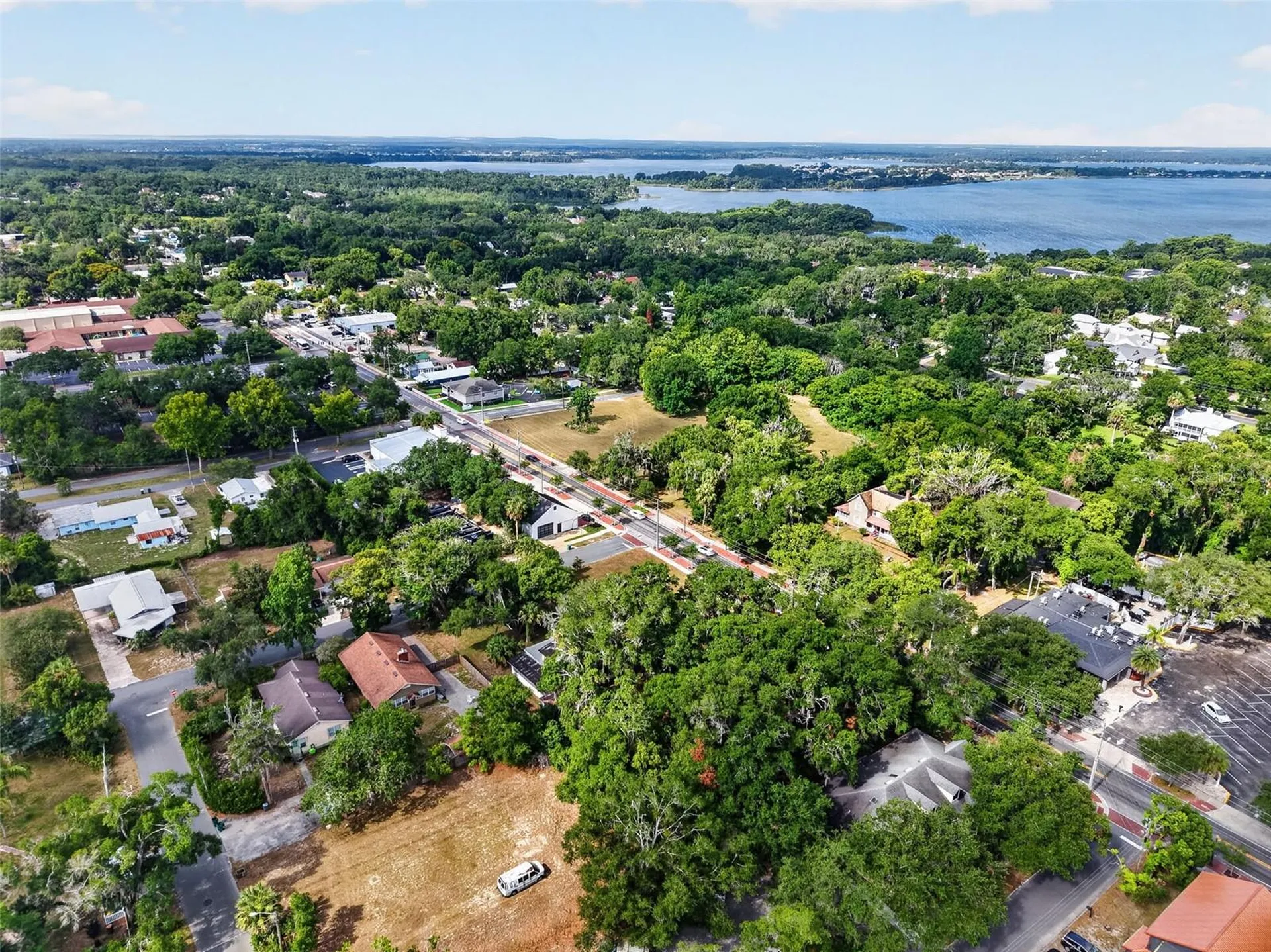 316 N Highland Street Mount Dora FL 32757