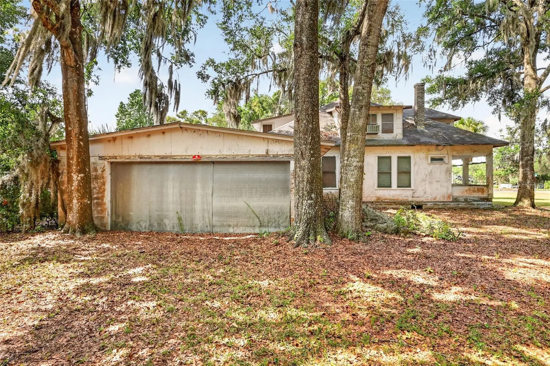 316 N Highland Street Mount Dora FL 32757