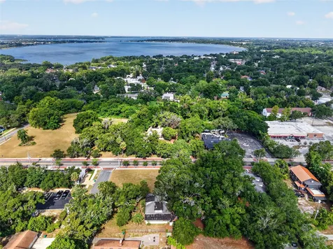 316 N Highland Street Mount Dora FL 32757