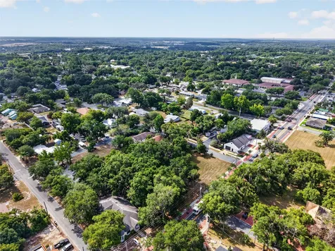 316 N Highland Street Mount Dora FL 32757