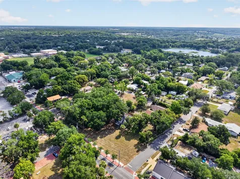 316 N Highland Street Mount Dora FL 32757