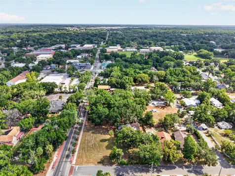 316 N Highland Street Mount Dora FL 32757