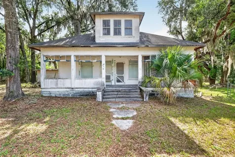 316 N Highland Street Mount Dora FL 32757