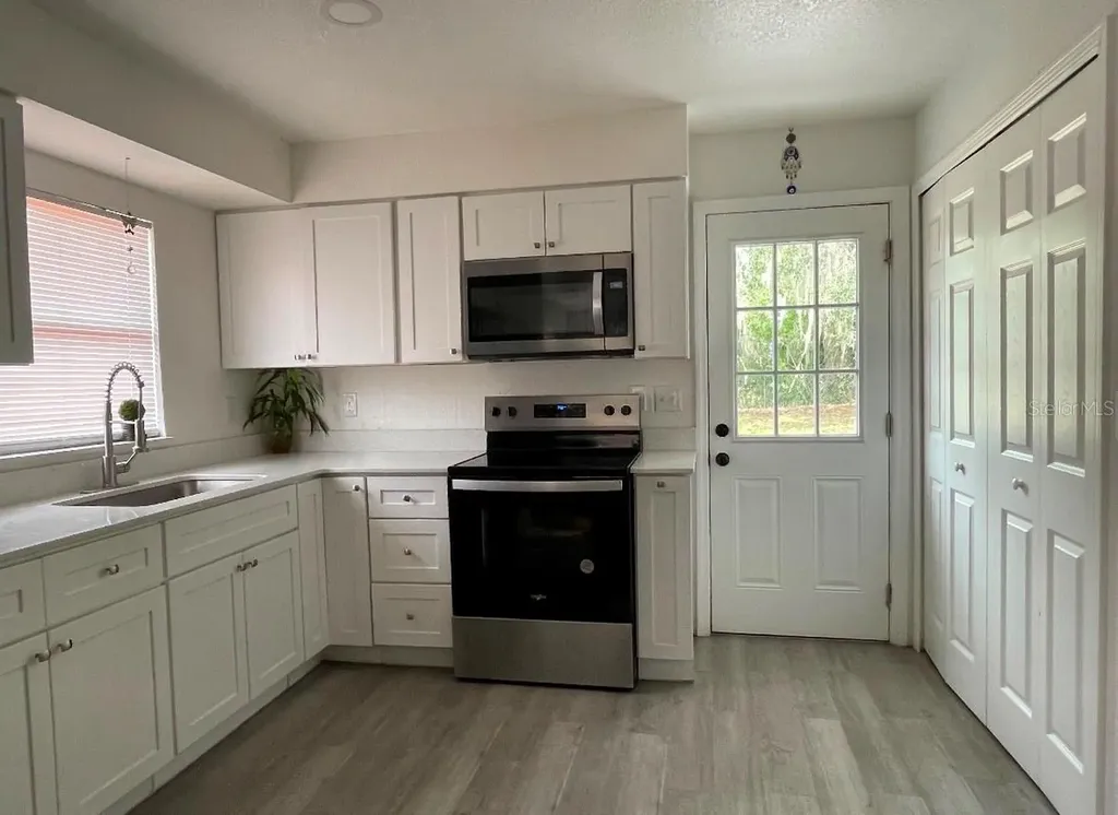 120 B Street Lake Wales FL 33853
