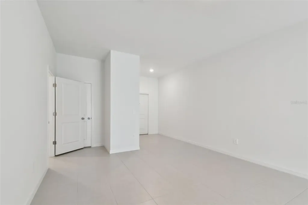 2665 Buttercup Lucine Lane Ruskin FL 33570