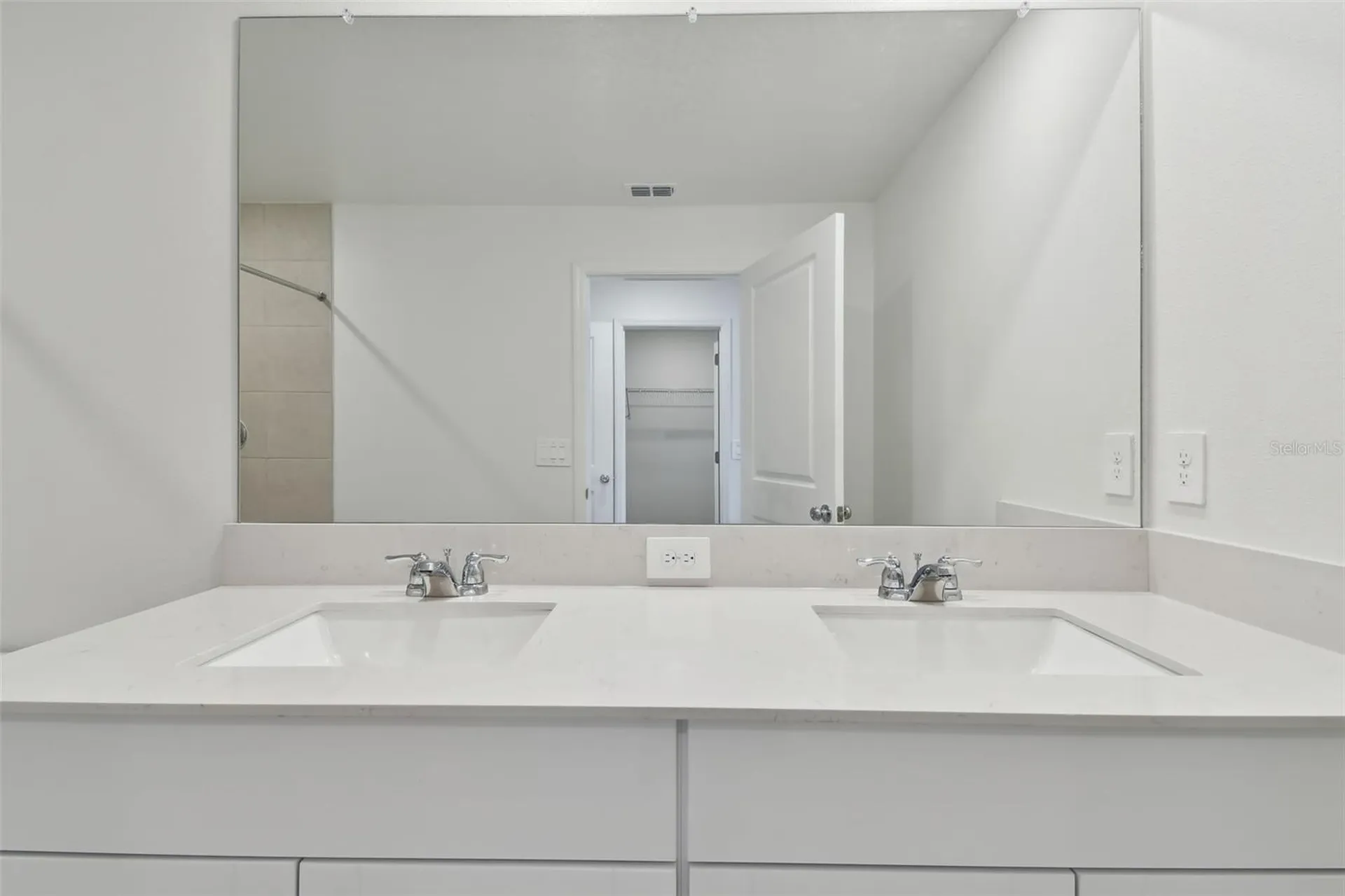2665 Buttercup Lucine Lane Ruskin FL 33570