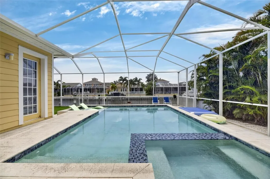 5713 Sea Trout Place Apollo Beach FL 33572