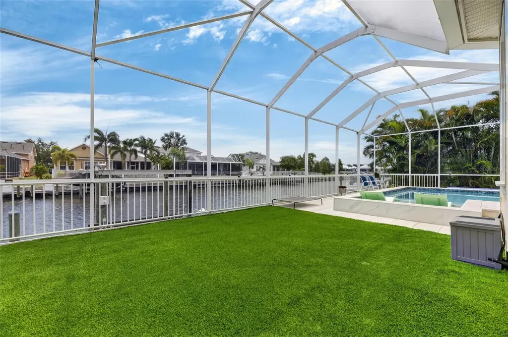 5713 Sea Trout Place Apollo Beach FL 33572