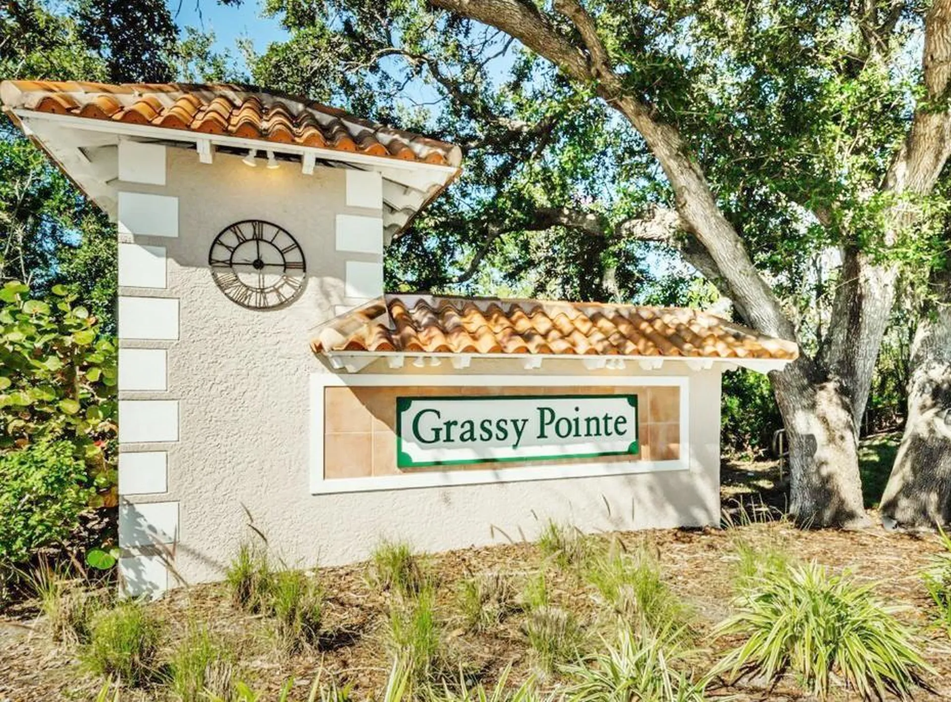 437 Briland Street Tarpon Springs FL 34689