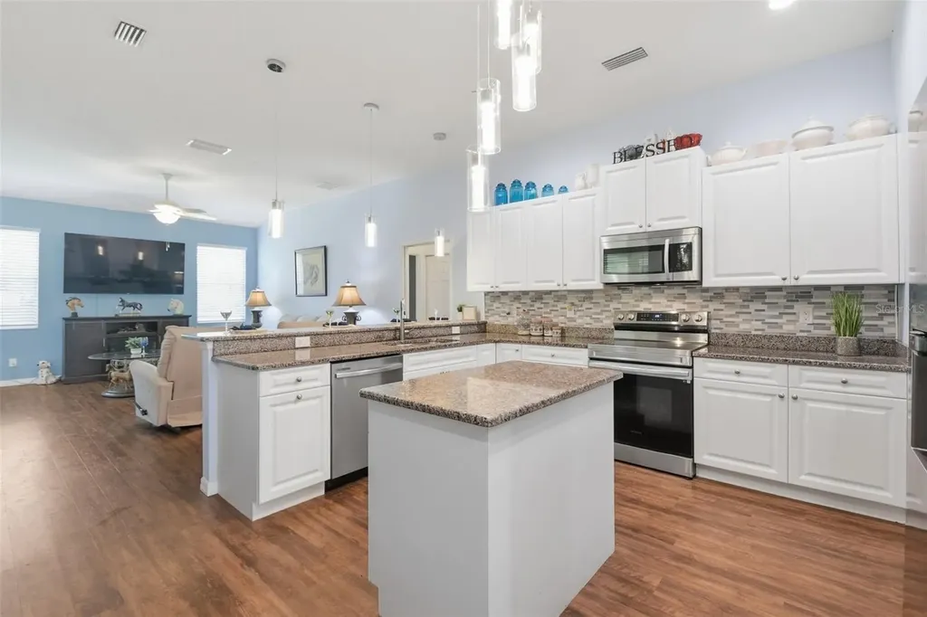 6416 18th Avenue E Bradenton FL 34208