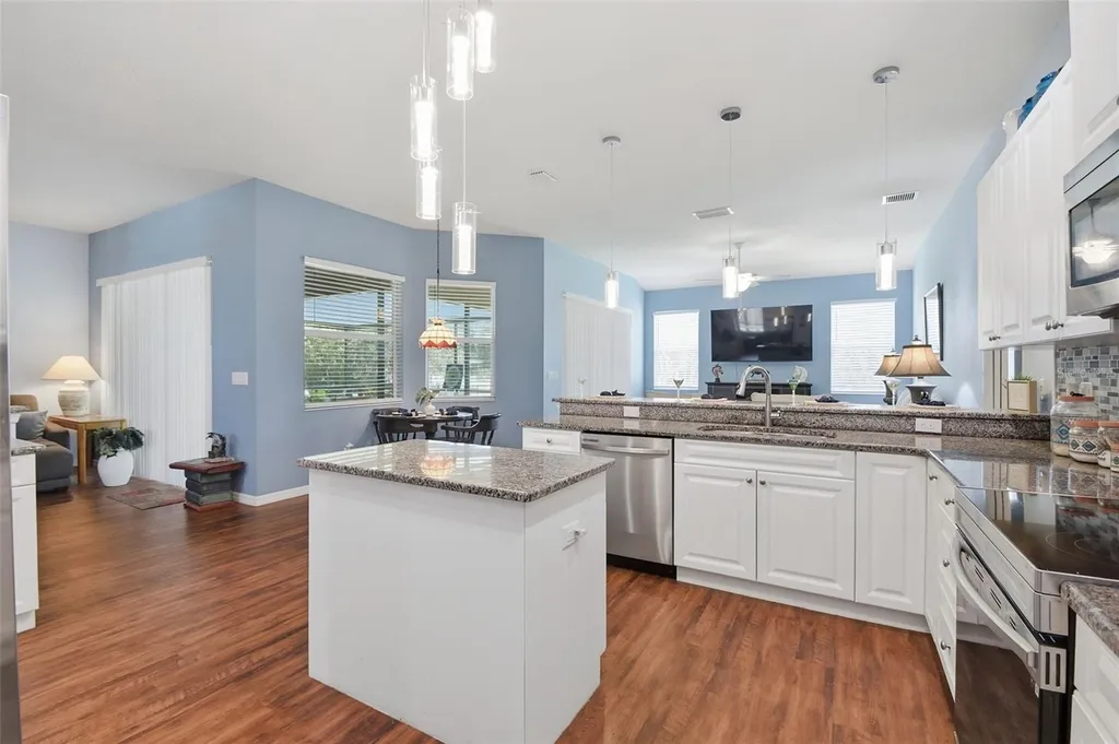 6416 18th Avenue E Bradenton FL 34208