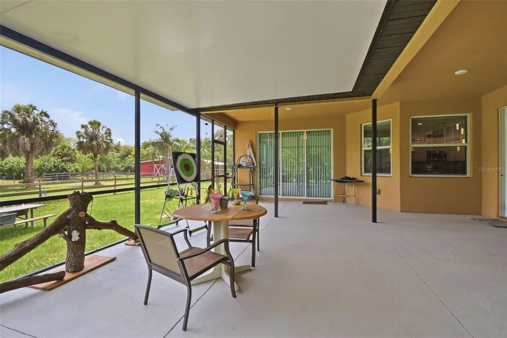6416 18th Avenue E Bradenton FL 34208