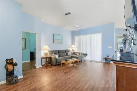 6416 18th Avenue E Bradenton FL 34208