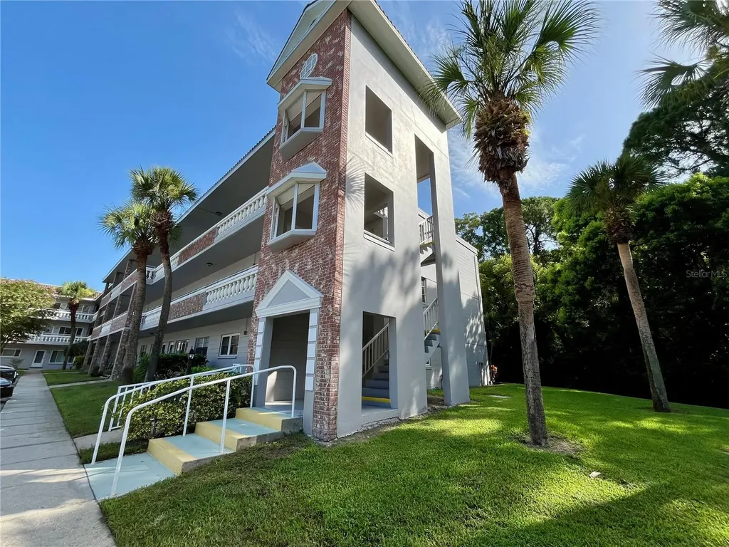 2460 Persian Drive Clearwater FL 33763