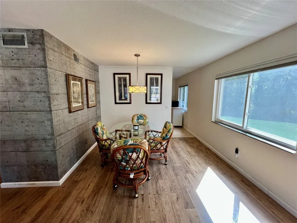 2460 Persian Drive Clearwater FL 33763