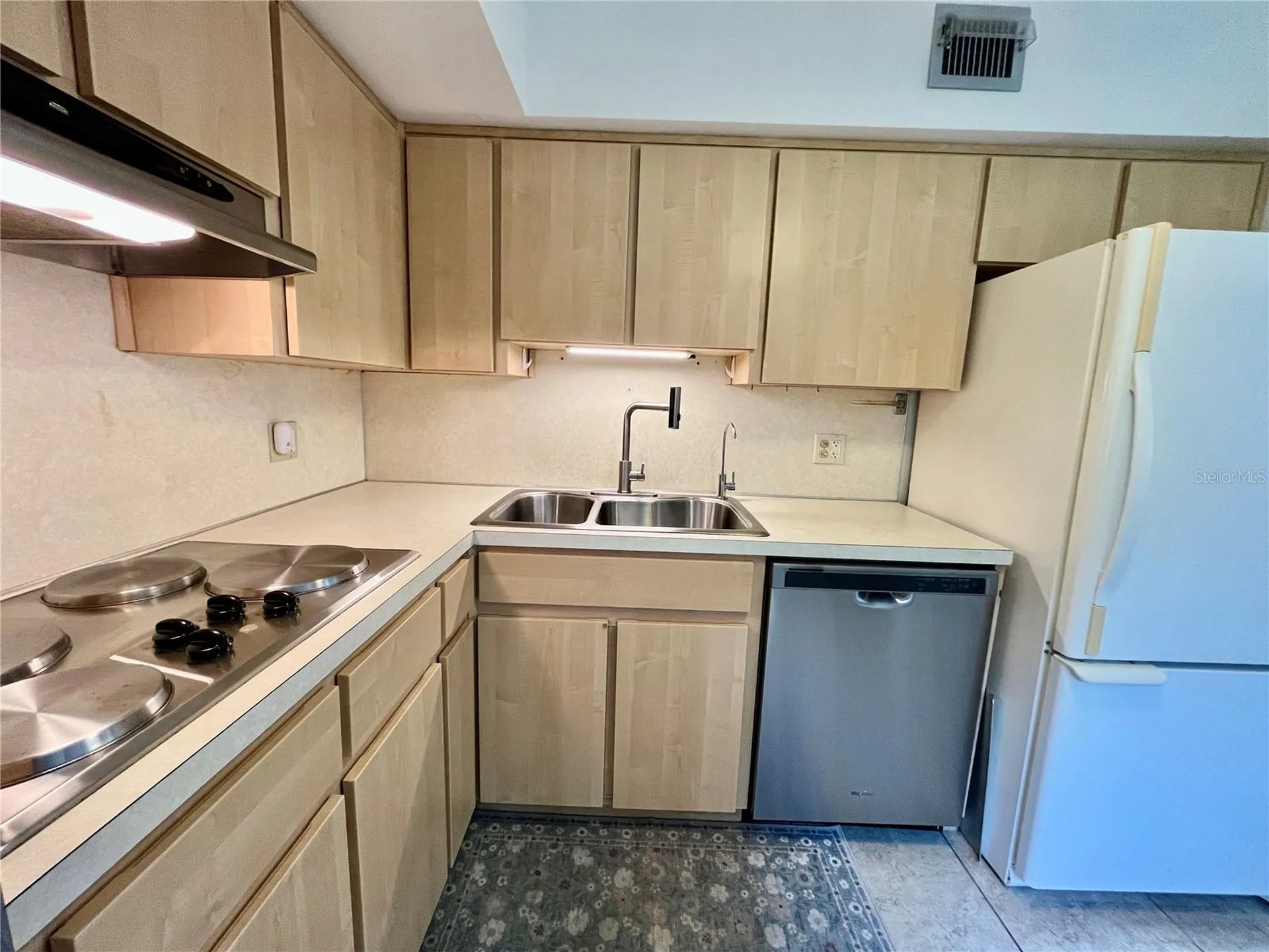2460 Persian Drive Clearwater FL 33763