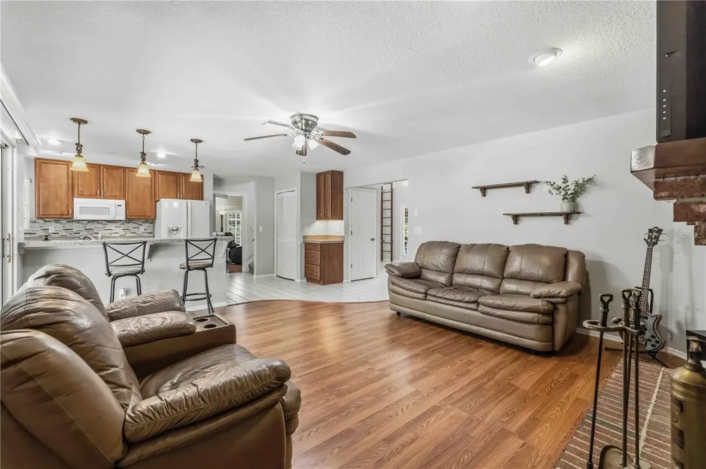 9308 65th Avenue E Bradenton FL 34202