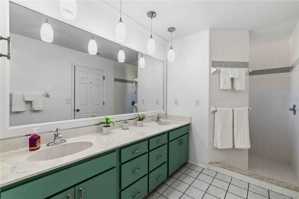 9308 65th Avenue E Bradenton FL 34202