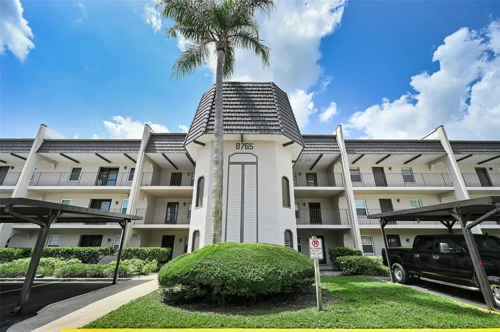 8765 Bardmoor Boulevard Seminole FL 33777