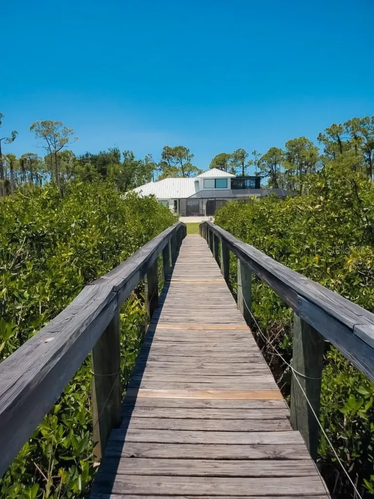 18 Riverfront Drive Venice FL 34293