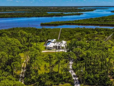 18 Riverfront Drive Venice FL 34293