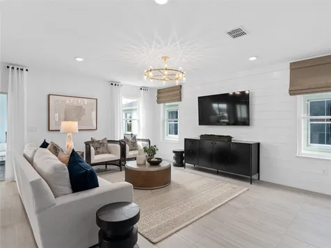 10704 Leafy Laurel Street Orlando FL 32829
