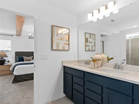 10704 Leafy Laurel Street Orlando FL 32829