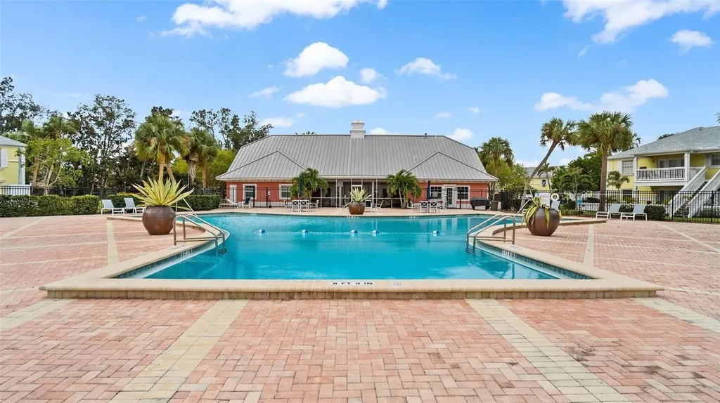 205 Pompano Drive SE St Petersburg FL 33705