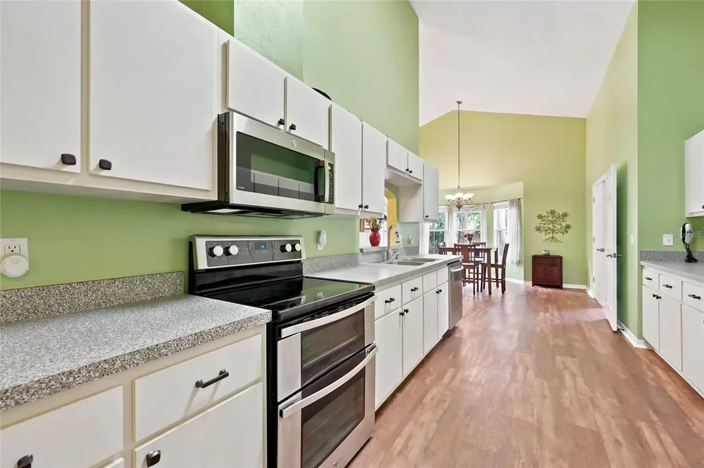 3052 SW 94th Street Gainesville FL 32608