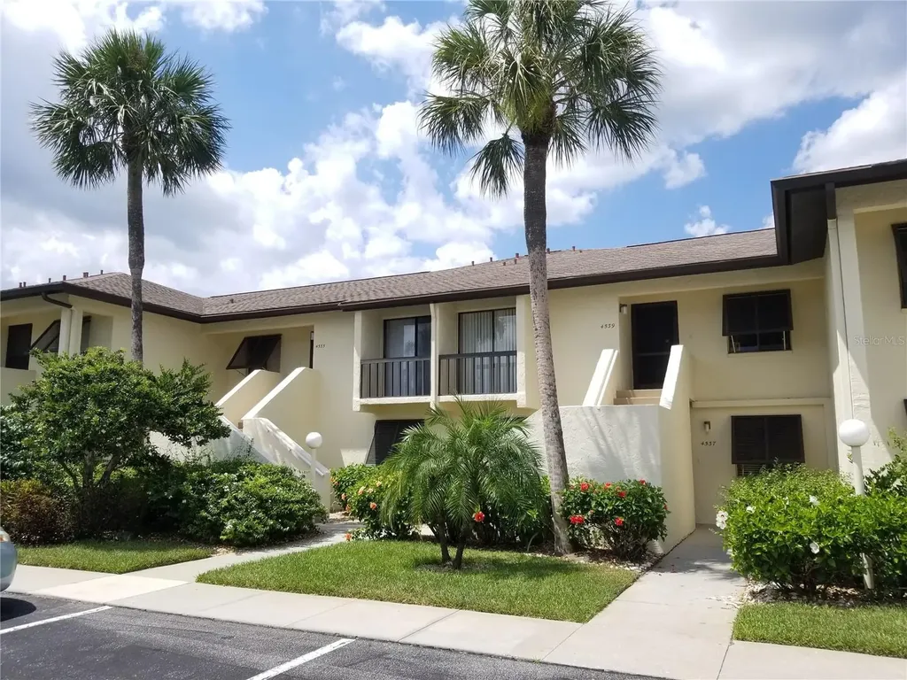 4535 Longwater Chase Sarasota FL 34235
