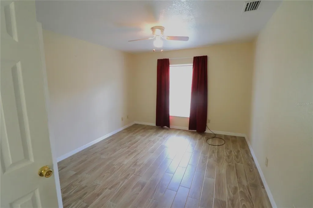 1023 Redbud Circle Plant City FL 33563