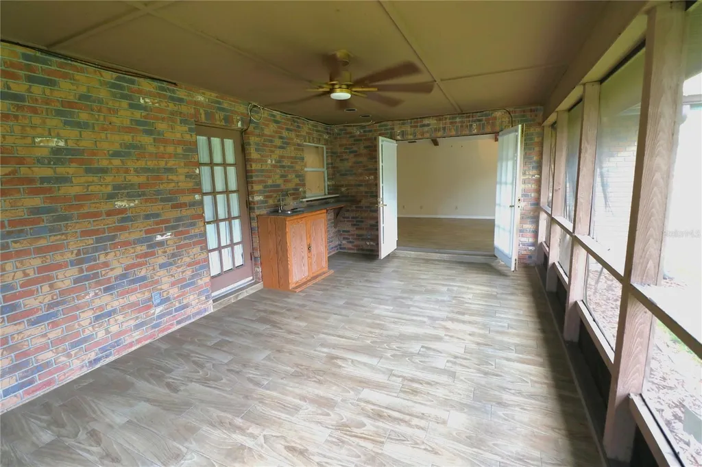 1023 Redbud Circle Plant City FL 33563